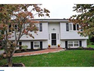 3304 Glen Ave, Easton, PA 18045-5928
