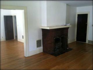 233 Forest Hill Dr, Syracuse NY  13206-3307 exterior