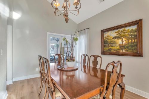 17337 Tassajara Cir, Morgan Hill CA  95037-7023 exterior