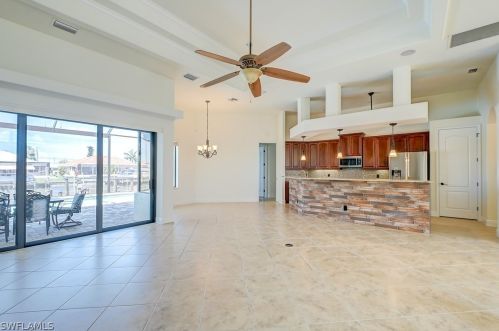 5240 20 Ave, Cape Coral FL  33990-4815 exterior