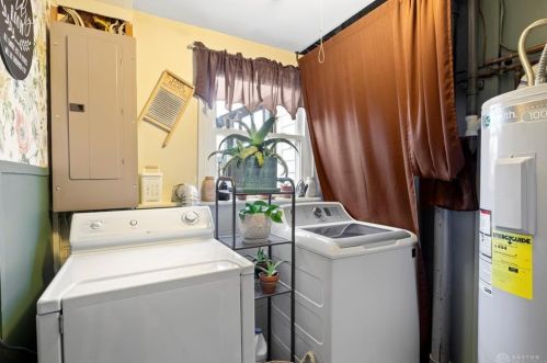 128 Wickham Farm Dr, Englewood OH  45322-2948 exterior