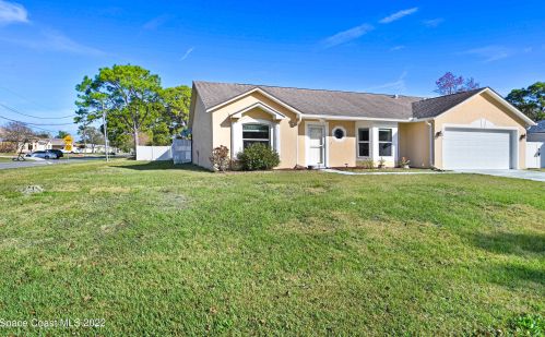 4280 Glover St, Cocoa, FL 32927-7942