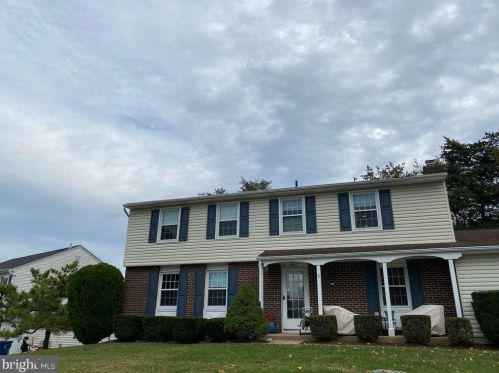 9607 Scorpio Ct, Springfield VA  22015-3243 exterior