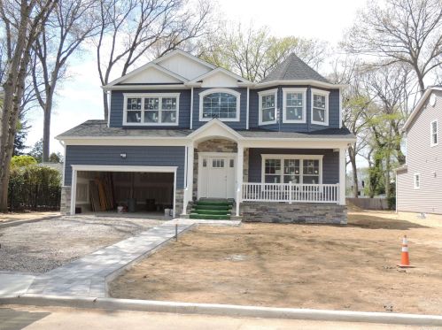 1570 Hannington Ave, North Wantagh, NY 11793-2808