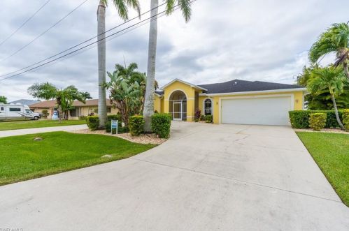 3116 6th Ave, Cape Coral, FL 33904-3505