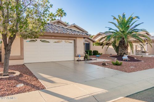 17598 Raindance Rd, Sun City, AZ 85374-3547