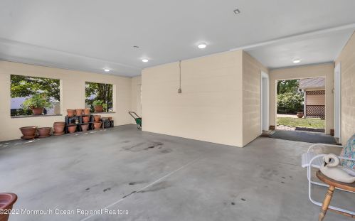 50 Ocean Ave, Monmouth Hills NJ  07732-1410 exterior