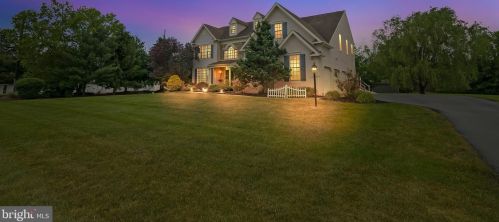 1109 Kingsley Hall Dr, Lansdale, PA 19446-6659