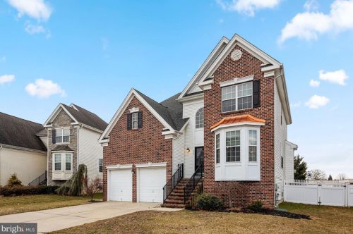 627 Worcester Dr, West Deptford, NJ 08086-3827