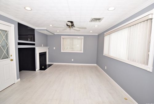 37 Corsa St, Huntington Station NY  11746-6626 exterior