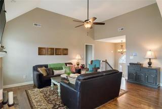 1336 Canyon Pl, Clarksville, TN 37042-1730
