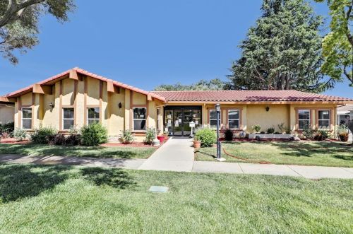 275 Burnett Ave, Morgan Hill CA  95037-2645 exterior