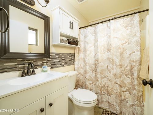 2915 Mcculloch Blvd, Lake Havasu City AZ  86403-5428 exterior