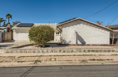 4498 Mount Henry Ave, San Diego, CA 92117-4708