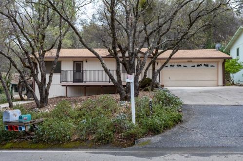 14525 Sun Forest Dr, Lake Wildwood, CA 95946-9107