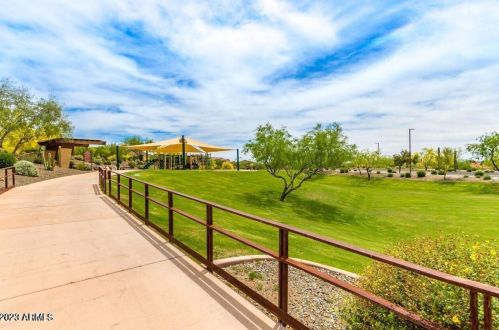 1735 Desperado Way, Phoenix AZ  85085-6329 exterior