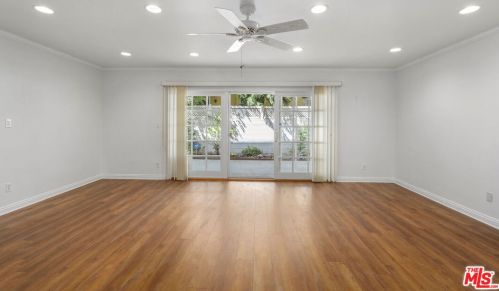 4445 Cartwright Ave, North Hollywood, CA 91602-2304