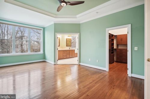 15480 Championship Dr, Haymarket VA  20169-6107 exterior