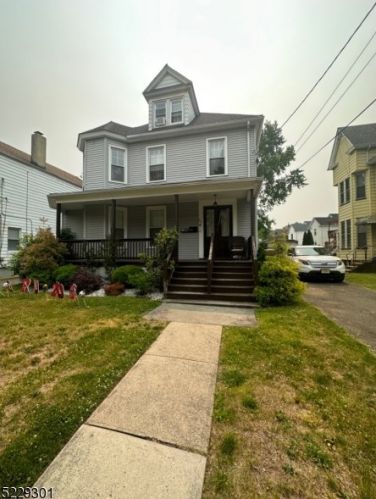 1011 Bryant St, Rahway, NJ 07065-3139