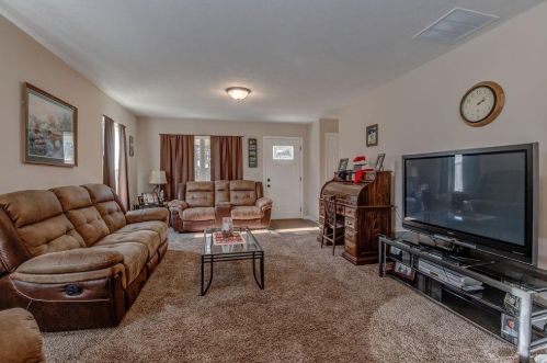 210 Allen St, Franklin OH  45005-2106 exterior