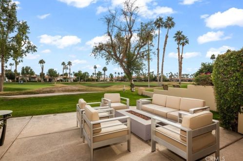 55154 Laurel Vly, La Quinta CA  92253-5639 exterior