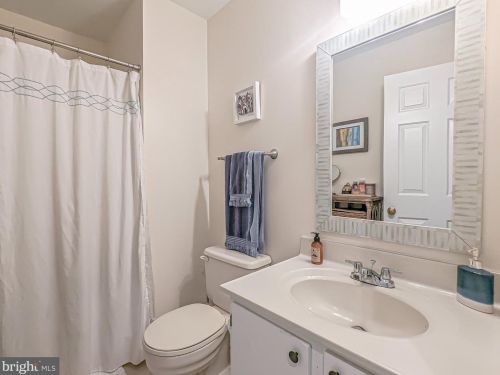 12169 Presidio Way, Woodbridge VA  22192-1052 exterior