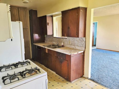 2406 I St, Rio Linda CA  95673-4618 exterior