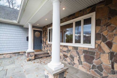 2 Devon Rd, Great Neck, NY 11023-2317