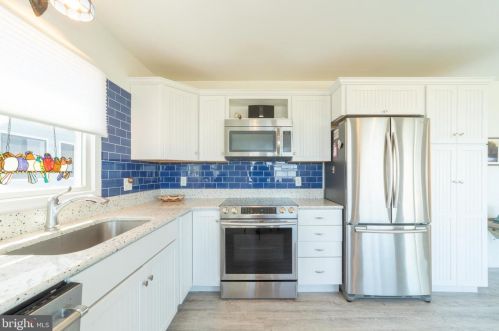 107 Sandpiper Dr, Slaughter Beach DE  19963-4923 exterior