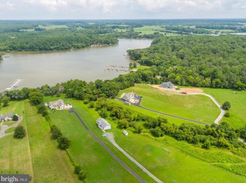 26605 Pennfields Dr, Madison Mills VA  22960-3669 exterior