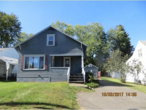11 Baker Rd, Binghamton, NY 13901-1001