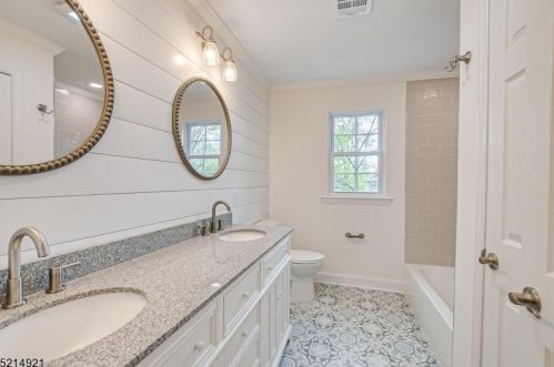 421 River Rd, Rahway NJ  07065-4203 exterior