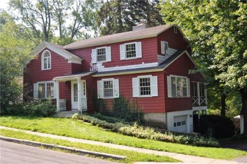 28 Academy St, Skaneateles, NY 13152-1210