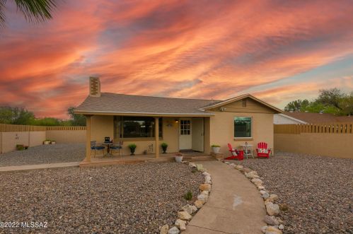 2822 Seneca St, Tucson, AZ 85716-3023