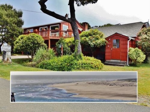 957 Waziyata Ave, Waldport, OR 97394-9066