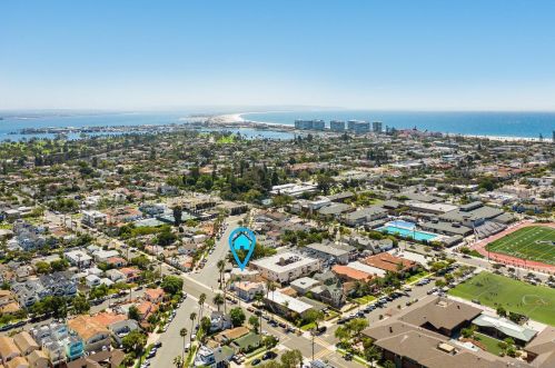 502 Palm Ave, San Diego CA  92118-1756 exterior