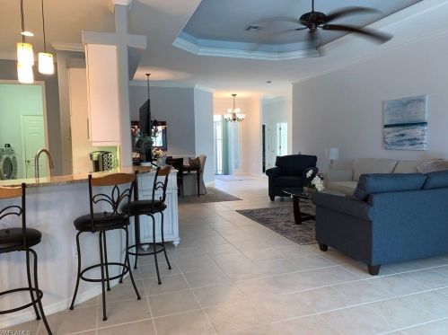 3531 Grand Cypress Dr, Naples, FL 34119-7926