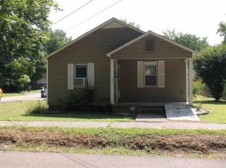 422 Tipton St, Covington, TN 38019-2136
