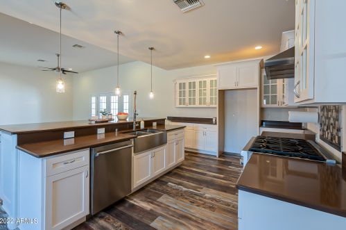 500 Jasper Dr, Chandler AZ 85226-7229 exterior