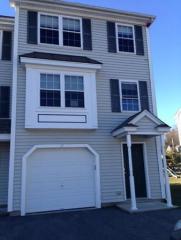 41 Roosevelt Ave, Dracut, MA 01826-5756