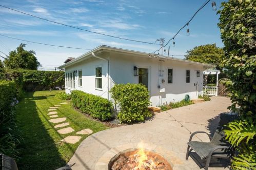 115 Via Alameda, Redondo Beach CA  90277-6609 exterior