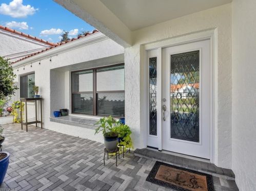 756 Reef Point Cir, Naples FL  34108-8775 exterior