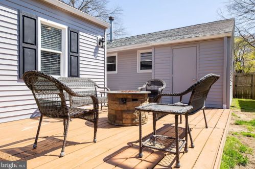 6 Indian Queen Ln, Lumberton Township NJ  08048-3024 exterior