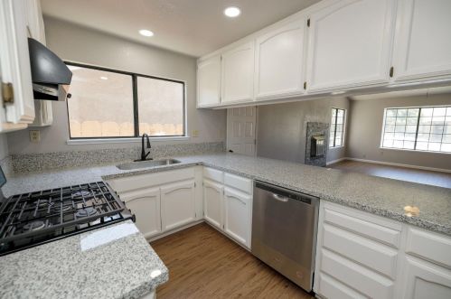1530 Springville Way, Turlock CA  95380-2591 exterior