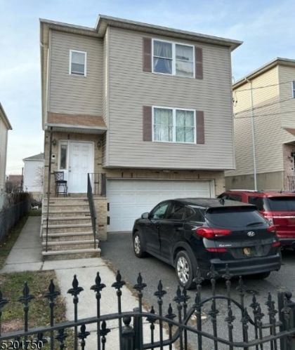 183 Hillside Ave, Newark, NJ 07108-2411