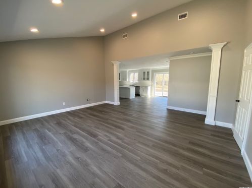 8 Jewel Dr, Holtsville NY  11742-1020 exterior