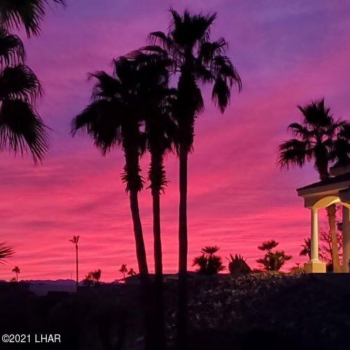 695 Armour Dr, Lake Havasu City, AZ 86406-8150