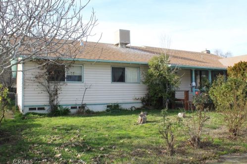 1425 Forbes St, Lakeport, CA 95453-3828