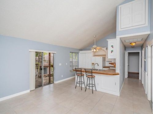 3731 Cheltenham Dr, Palm Harbor FL  34684-4512 exterior