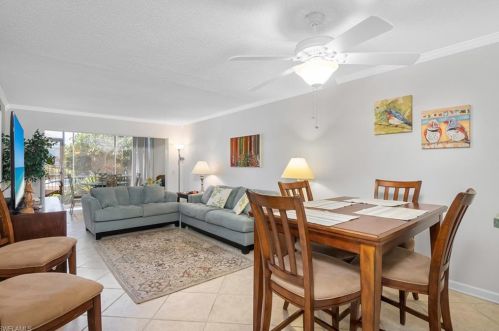 3100 Binnacle Dr, Naples, FL 34103-4171